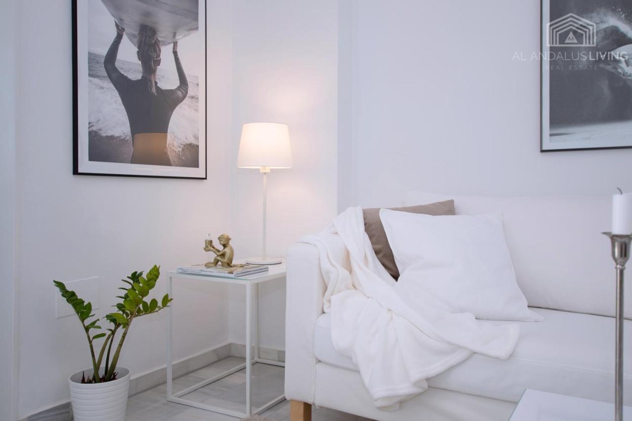 Scandinavian Style Apartment With Amazing Sea Views And South West Facing Sunny Terrace In Miraflores Walking Distance To The Beach! Malaga Exterior photo