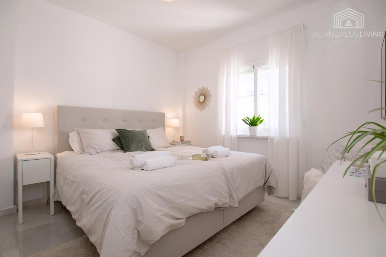 Scandinavian Style Apartment With Amazing Sea Views And South West Facing Sunny Terrace In Miraflores Walking Distance To The Beach! Malaga Exterior photo