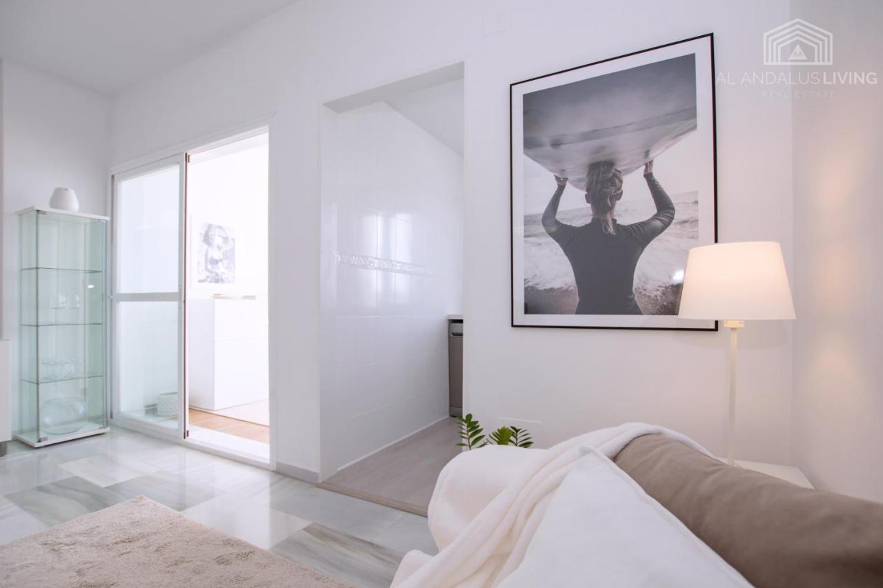 Scandinavian Style Apartment With Amazing Sea Views And South West Facing Sunny Terrace In Miraflores Walking Distance To The Beach! Malaga Exterior photo